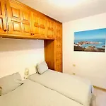 With Pool And Sea View Apartament