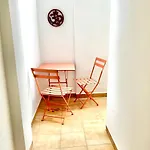 Apartament With Pool And Sea View *
