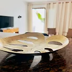 Apartament With Pool And Sea View *