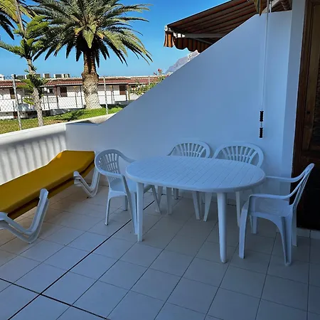 With Pool And Sea View Apartment *